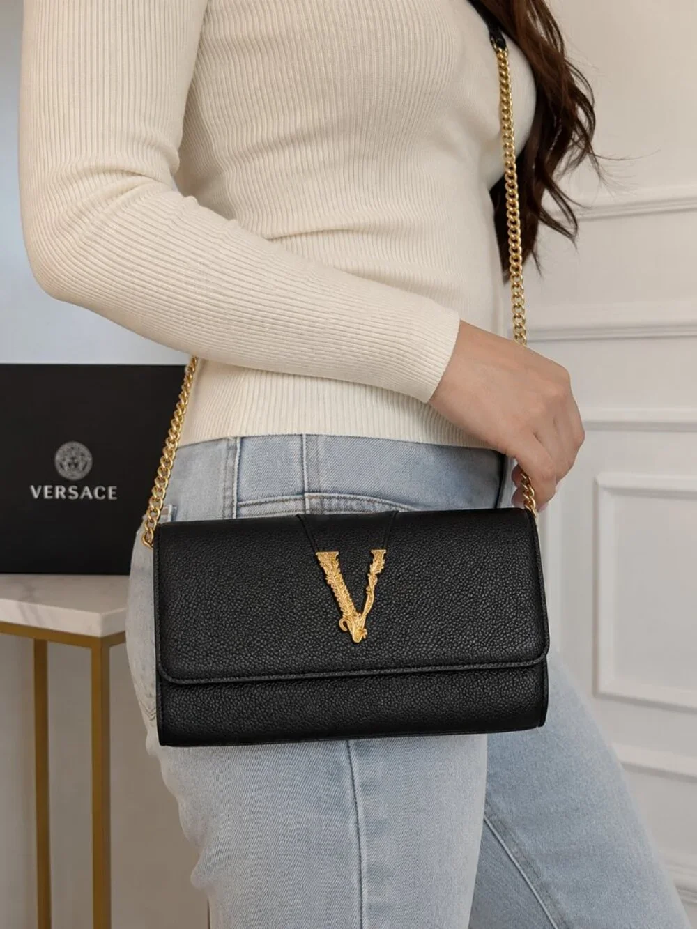 NWT Versace Virtus Black Leather Wallet on Chain 🖤✨
